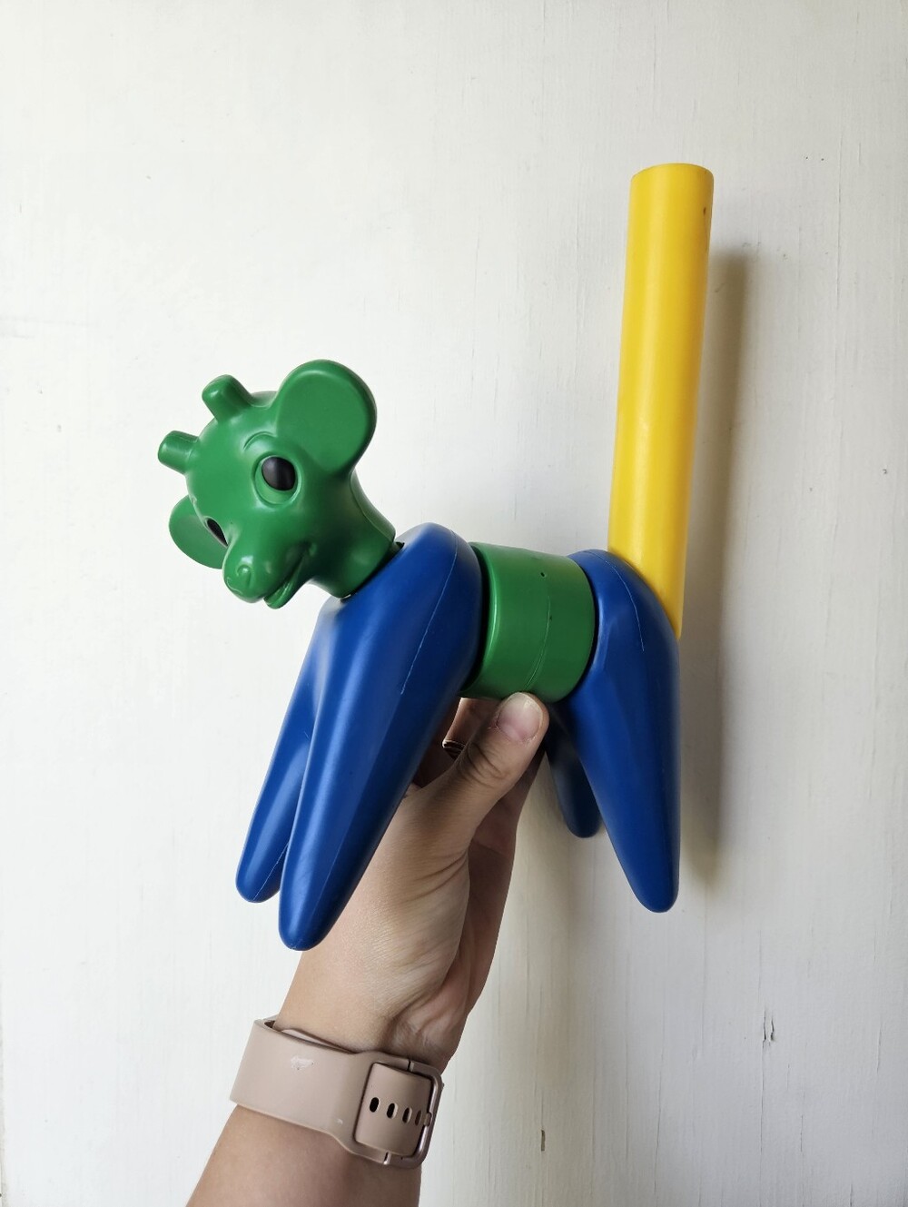Vintage Tupperware Giraffe Toy